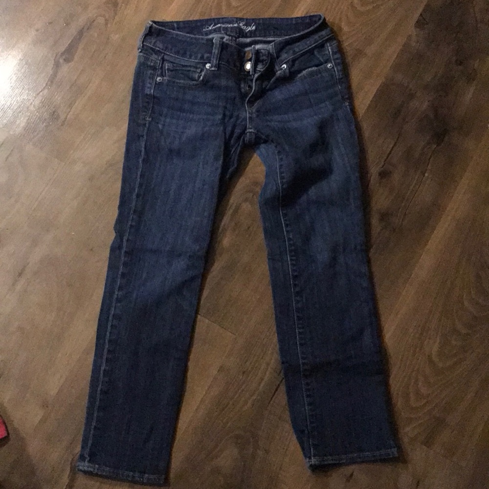 American Eagle Artist Crop